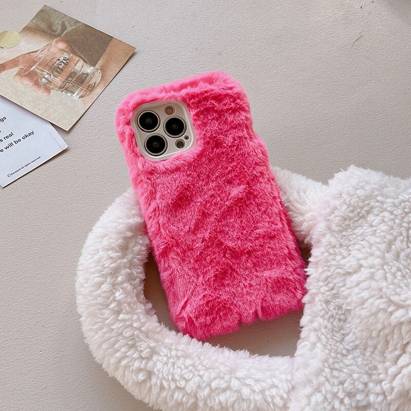 iPhone 14 Pro Max Case im luxuriösem Pelz-Design